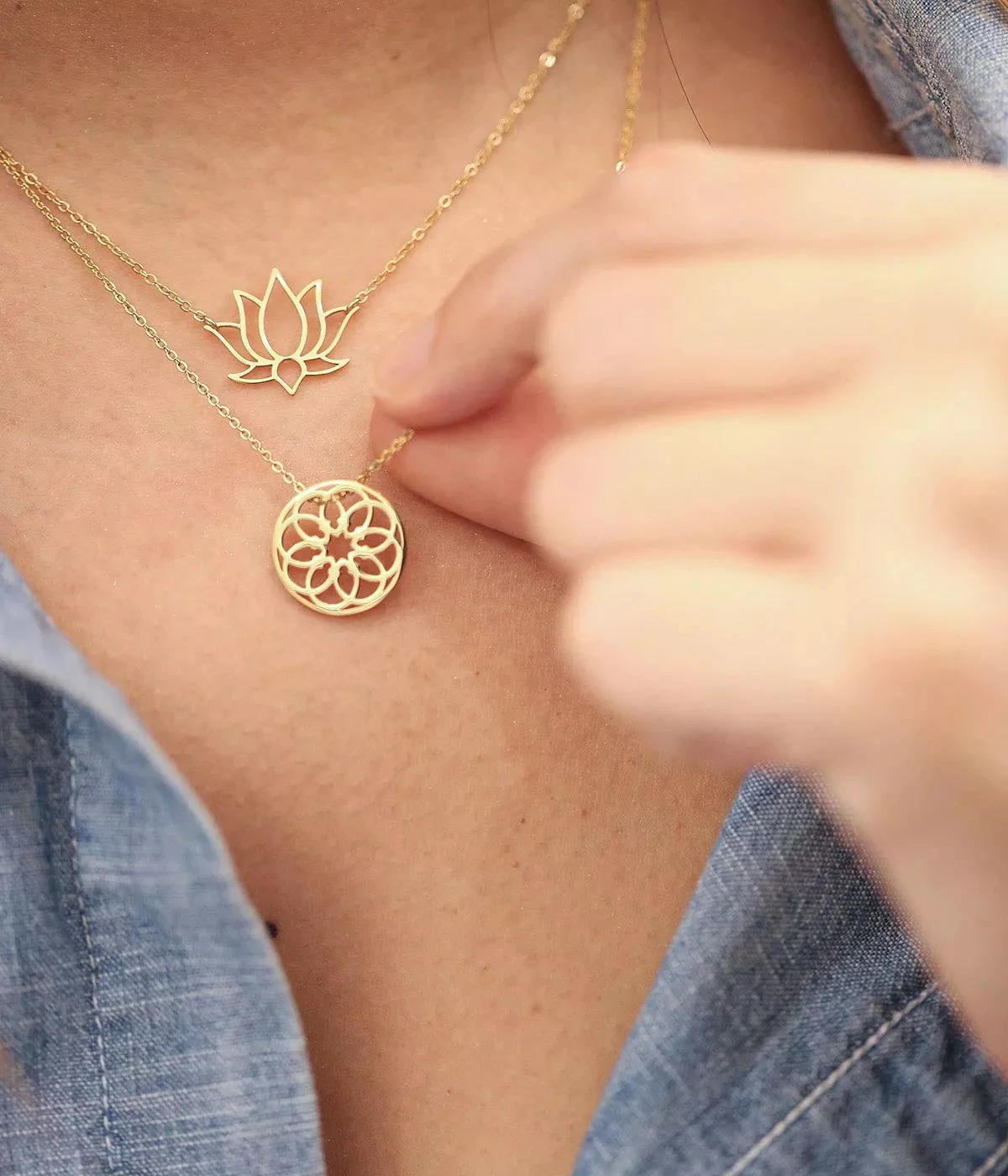 Collier Lotus (Acier DorĂ©) â Image 2