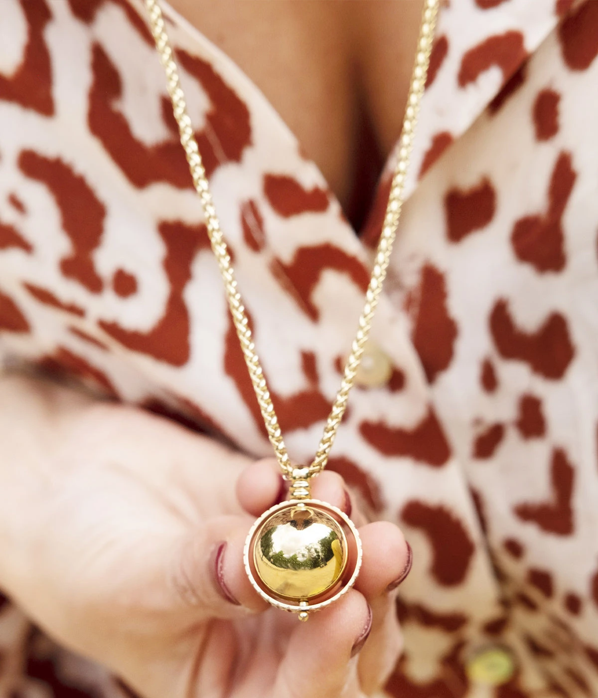 Sautoir Globe (Acier DorĂ©) â Image 2